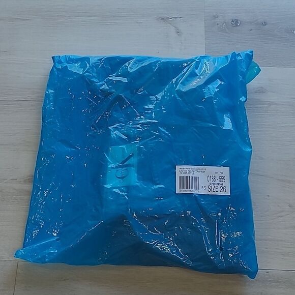 Calvin Klein Jeans Low Rise Loose blue Jeans size 26X30 NWT in packaging - Picture 7 of 12